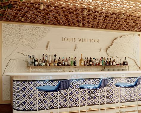 louis vuitton cafe france|Louis Vuitton restaurant st roy.